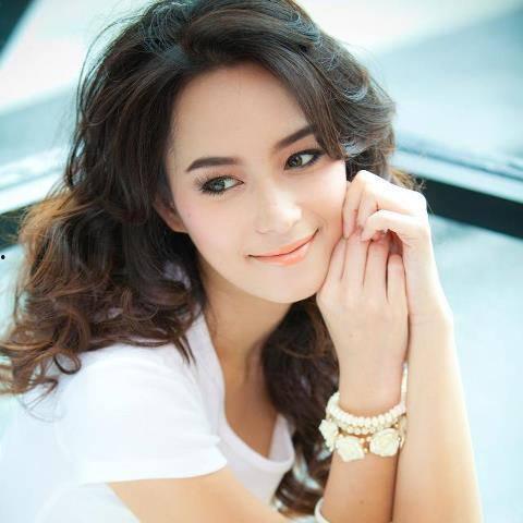 超级明星qq表情,趣味横生的表情包盛宴