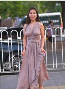 网红美女试穿连衣裙视频,时尚演绎视觉盛宴